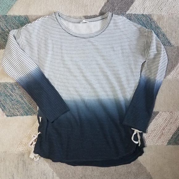 BUNDLE Mystree Striped Belle Sleeve Tops SMALL - Picture 2 of 9